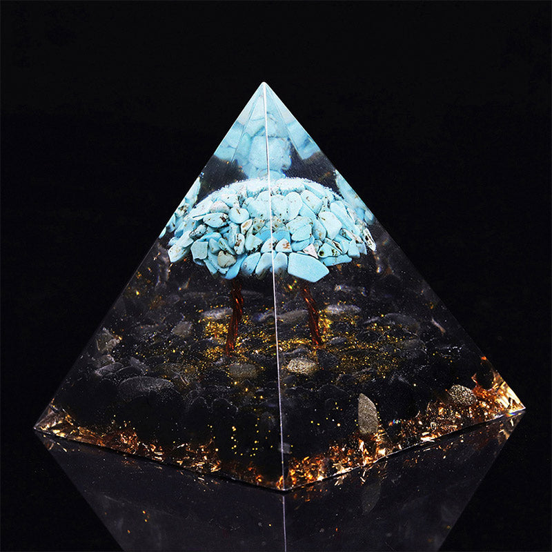 Piramide di ossidiana Olivenorma con orgone portafortuna turchese 