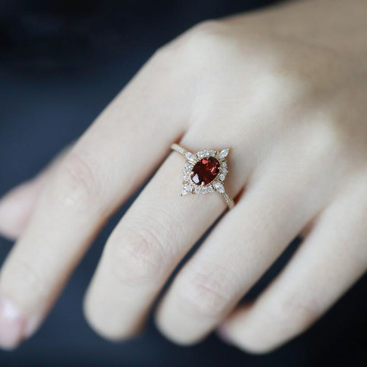 Anello Atmosfera "Miss Rose" in rubino vintage Olivenorma 