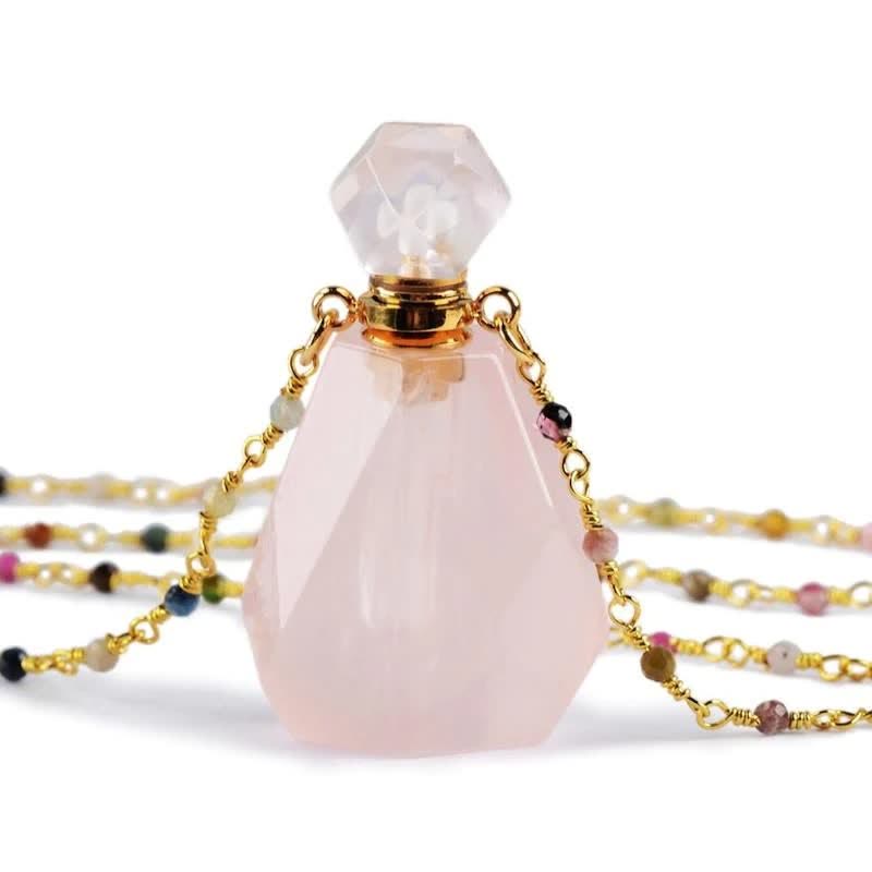 Collana con bottiglia di profumo di cristallo
