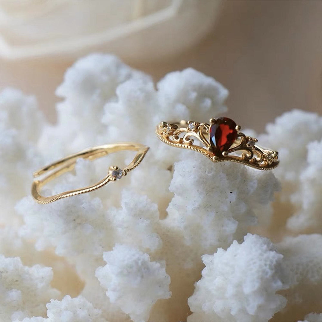 Olivenorma Red Garnet Crown Anello regolabile impilabile