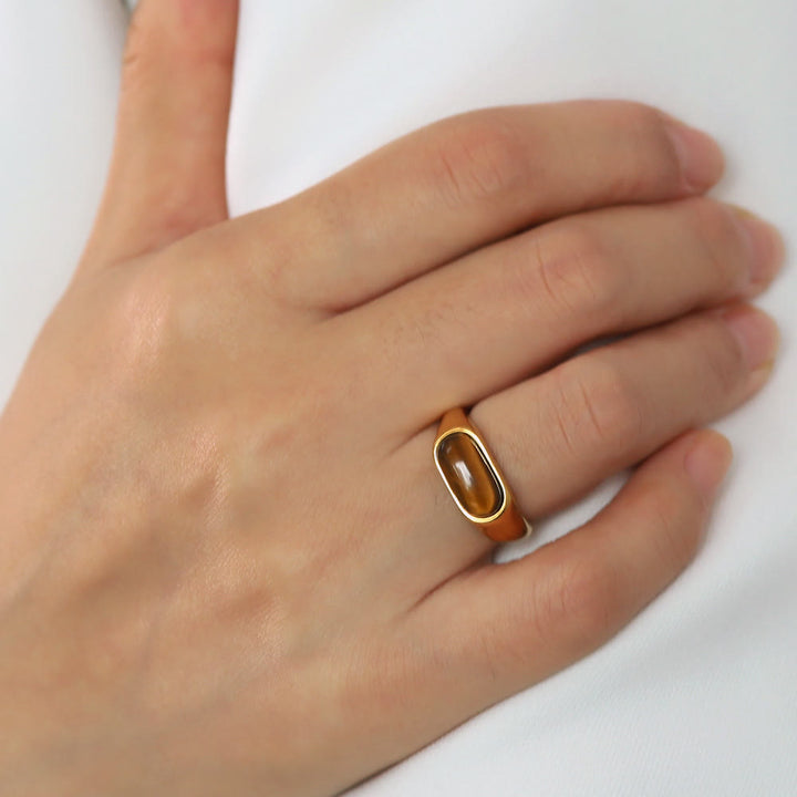 Anello color oro con pietra naturale ovale Olivenorma
