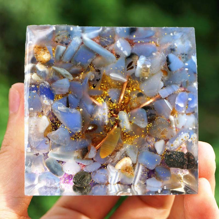 Olivenorma Ametista Pizzo Blu Agata Albero della Vita Piramide Orgonica 