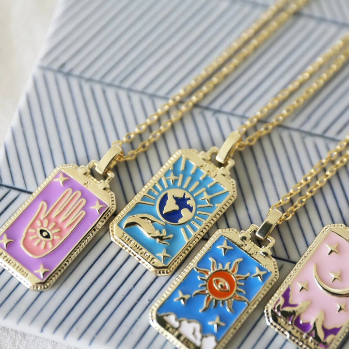 Collana con goccia di olio di elemento della carta dei tarocchi retrò Olivenorma