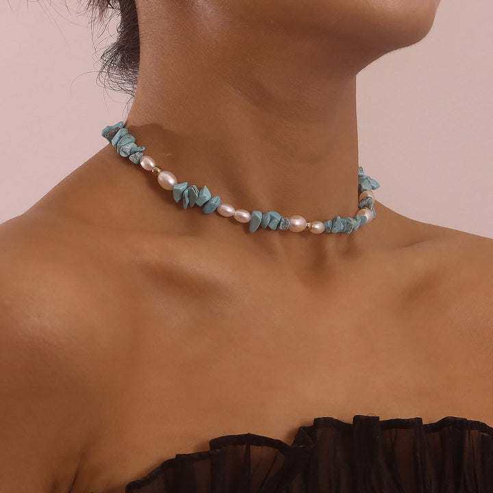 Collana con perle bohémien naturali e pietre irregolari Olivenorma 