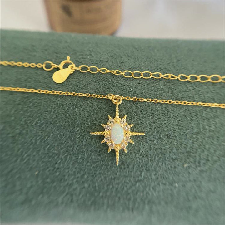 Collana con stella delicata Northstar in zircone bianco opale Olivenorma