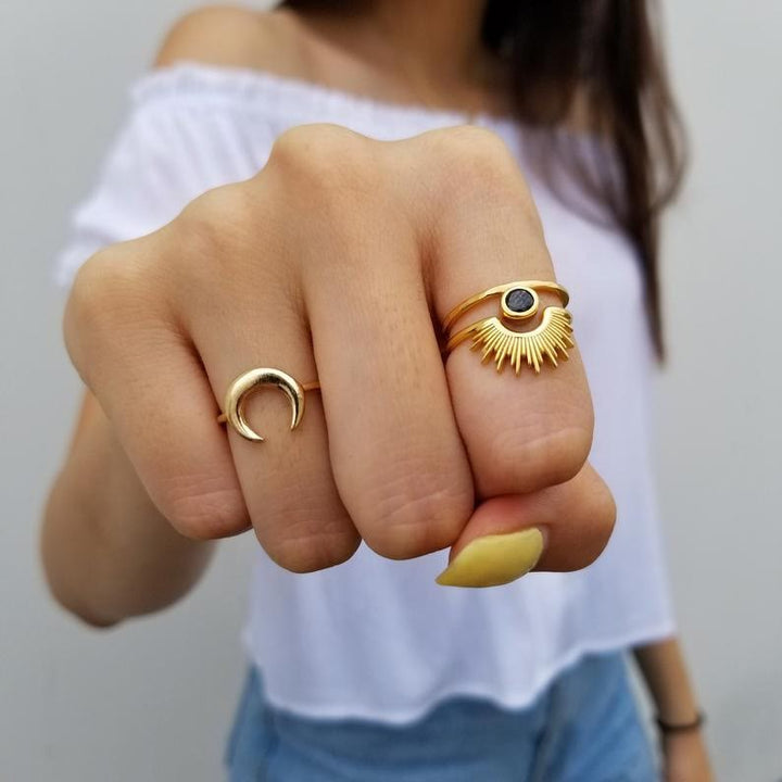 Anello in acciaio inossidabile placcato oro 18k con girasole in onice nero Olivenorma