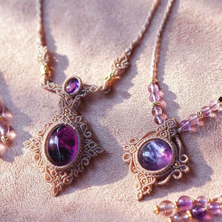 Collana con bracciale Guardian intrecciato a mano in ametista e charoite Olivenorma