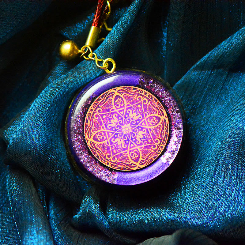 Collana con ciondolo totem geometrico in ametista e mandala sonora Olivenorma Orgone