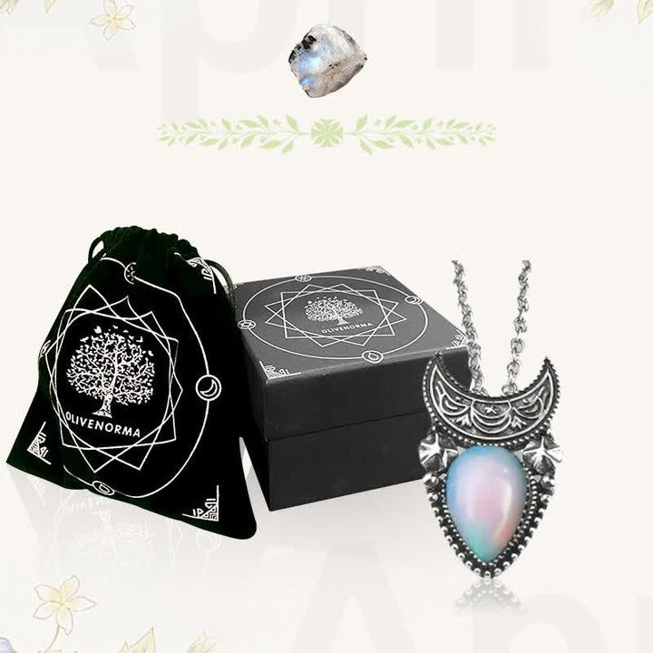 Collana vintage Olivenorma con goccia d'acqua e luna in pietra di luna