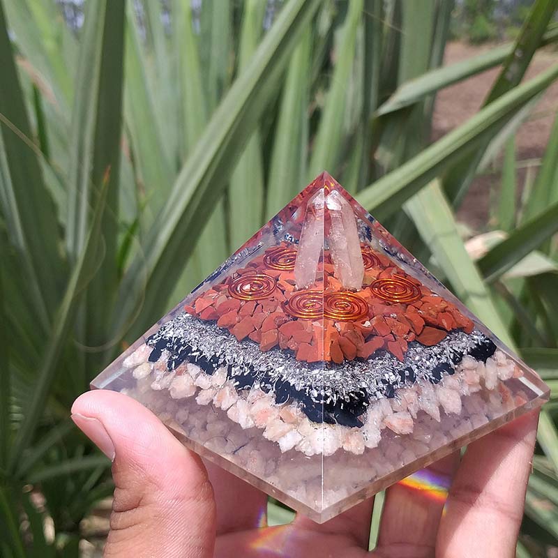 Olivenorma Pilastro di cristallo trasparente con piramide di orgone in pietra del sole