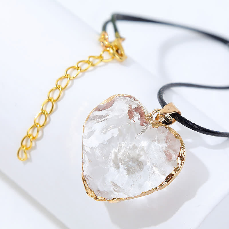 Collana di cristallo di fluorite a forma di cuore creativo