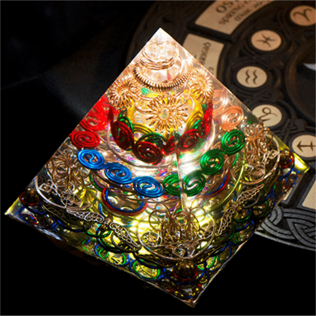 Piramide di Orgone della Torre Linglong Olivenorma