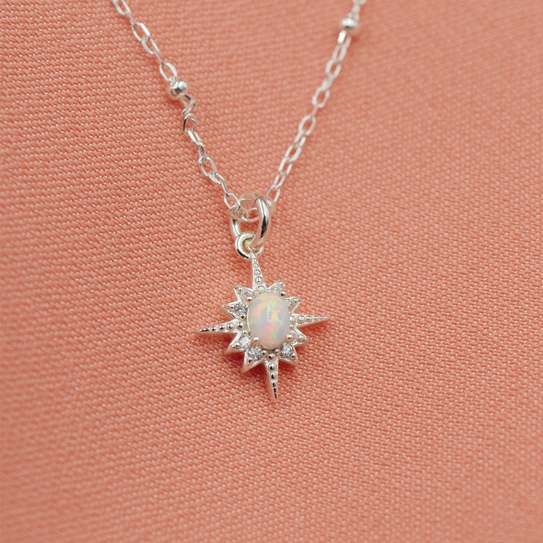Collana con stella delicata Northstar in zircone bianco opale Olivenorma