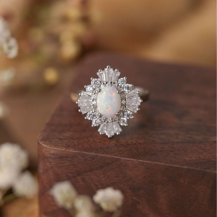 Anello Olivenorma in argento Sterling S925 con zircone bianco e opale ovale