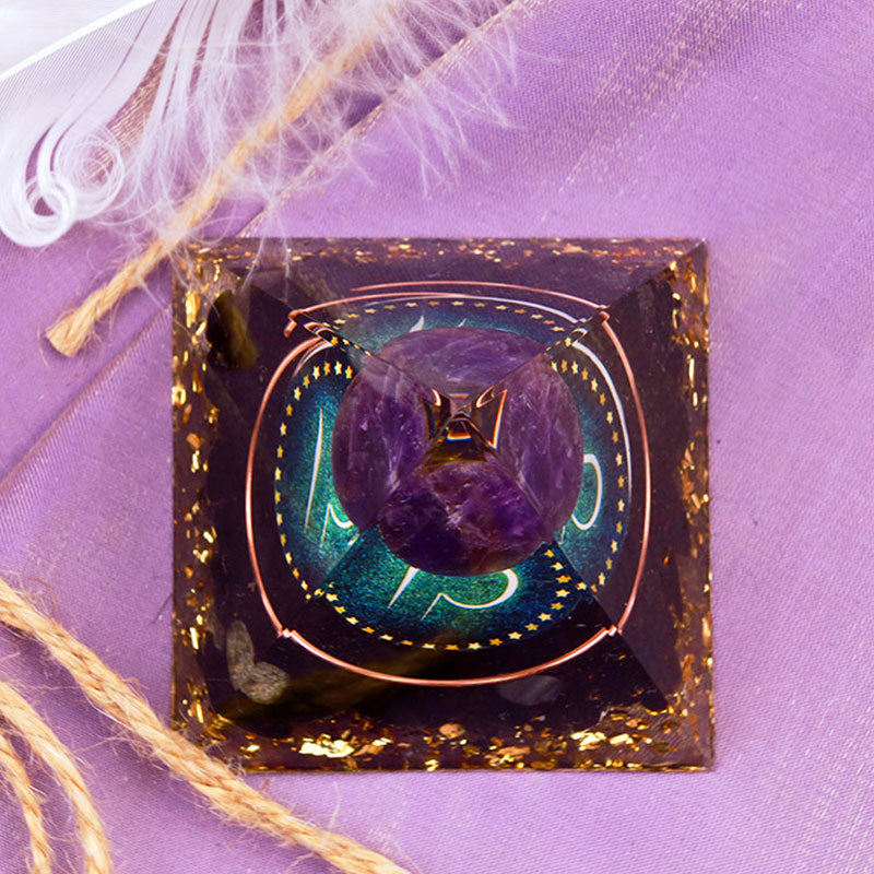 Sfera di ametista Olivenorma con piramide di orgone dello zodiaco Bilancia in ossidiana 