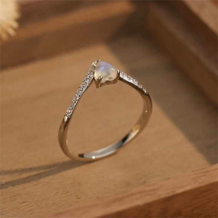 Anello con pietra di luna a forma di cuore Olivenorma 
