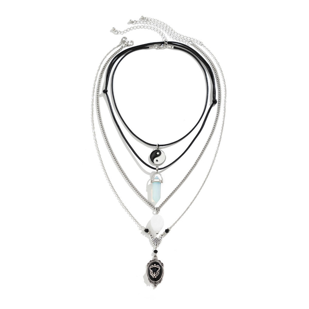 Set di collane di Halloween con ciondolo pipistrello in giada bianca opalite Olivenorma 