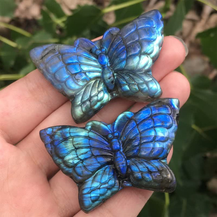 Decorazione con pietra preziosa di labradorite a farfalla magica