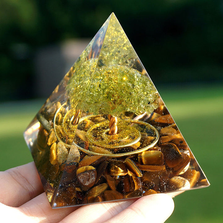 Olivenorma Peridot con occhio di tigre Albero della vita Piramide di orgone