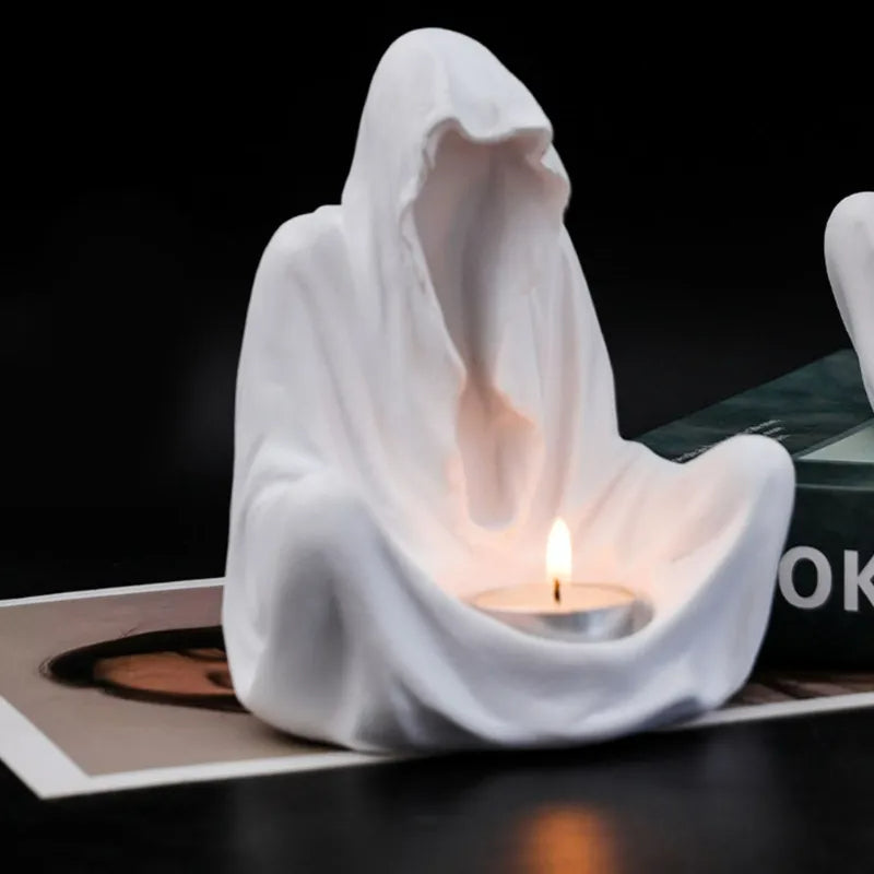 Olivenorma Ghostly Wizard Candeliere Decorazione in Resina Portacandele