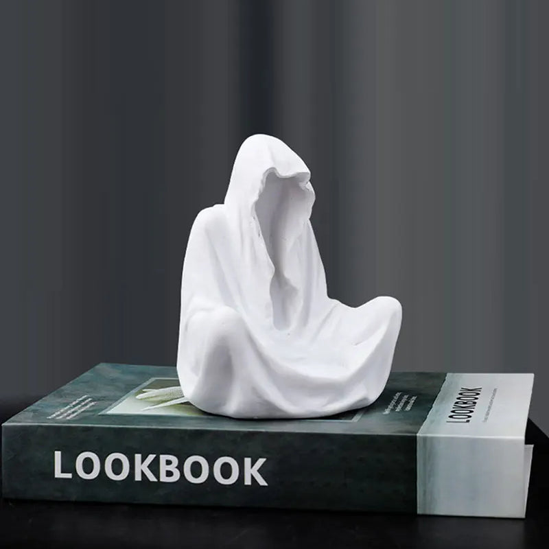 Olivenorma Ghostly Wizard Candeliere Decorazione in Resina Portacandele