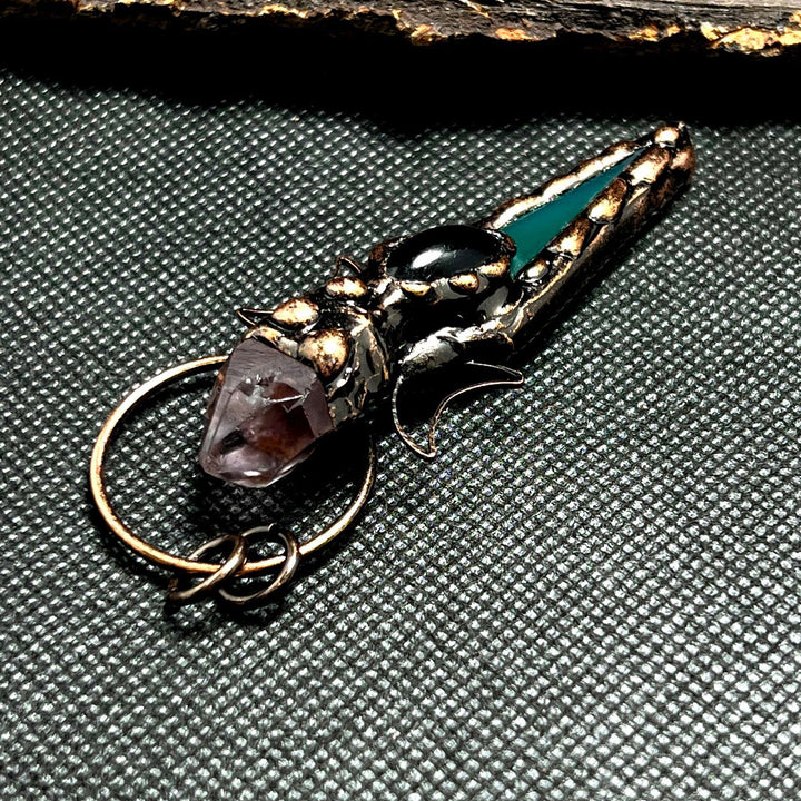 Collana con ciondolo in cristallo a doppia luna con freccia in rame Olivenorma e pietre preziose