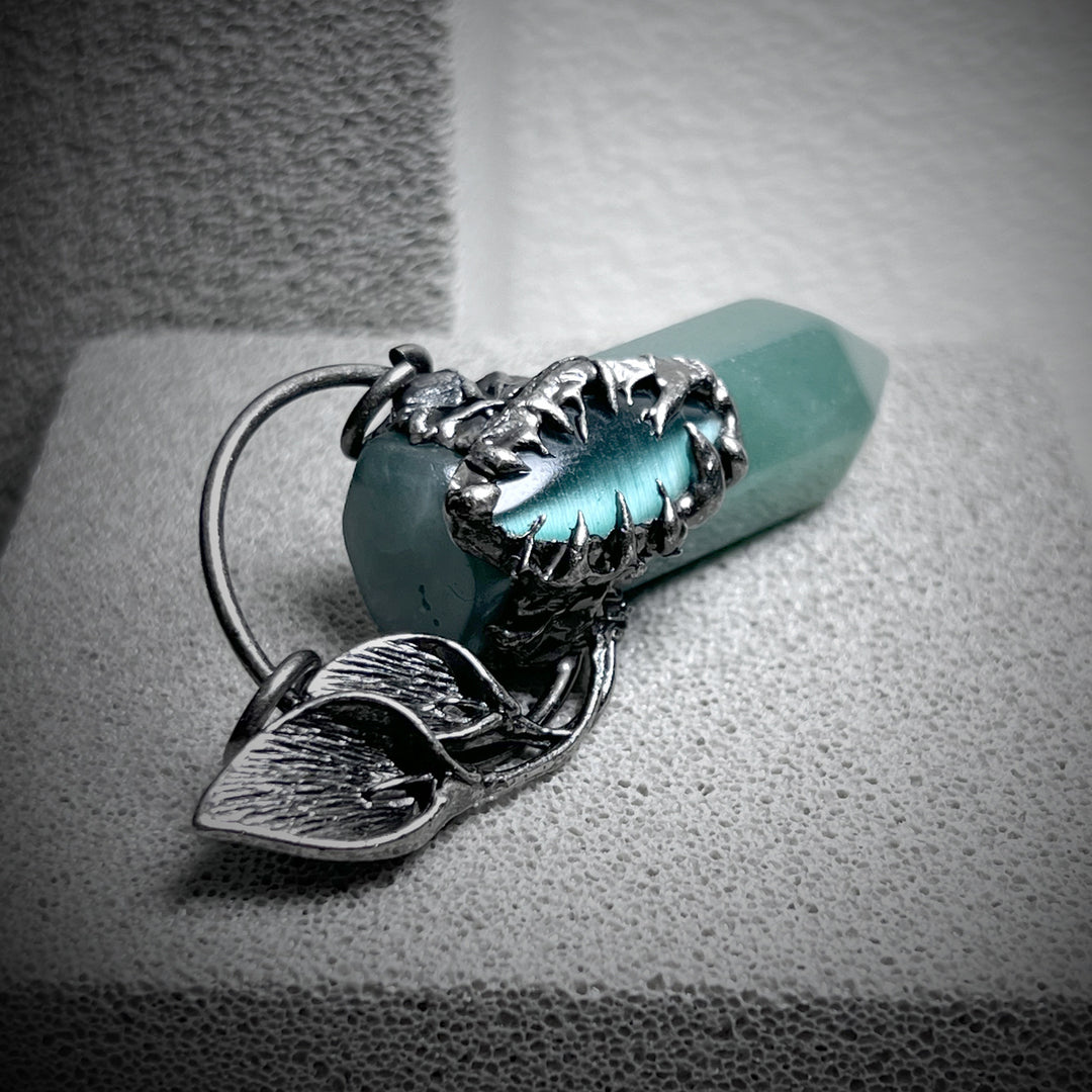 Olivenorma Halloween Ghost Scratch Collana con ciondolo in pietra di cristallo con pietre preziose