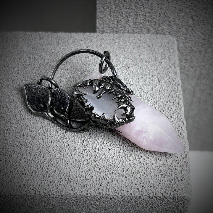 Olivenorma Halloween Ghost Scratch Collana con ciondolo in pietra di cristallo con pietre preziose