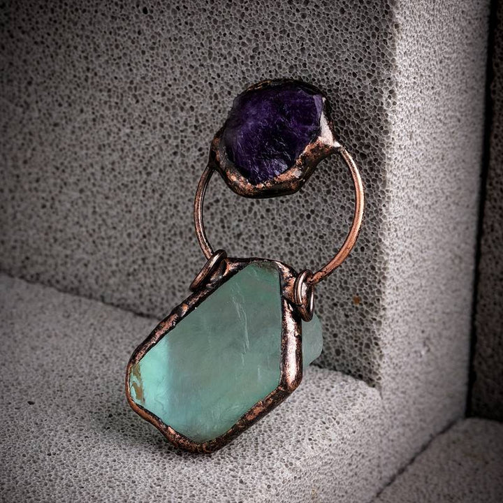 Collana con pietra preziosa irregolare di fluorite verde e ametista Olivenorma
