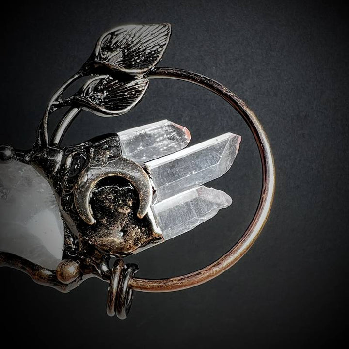 Collana con ciondolo a forma di pianta di luna in cristallo trasparente Olivenorma