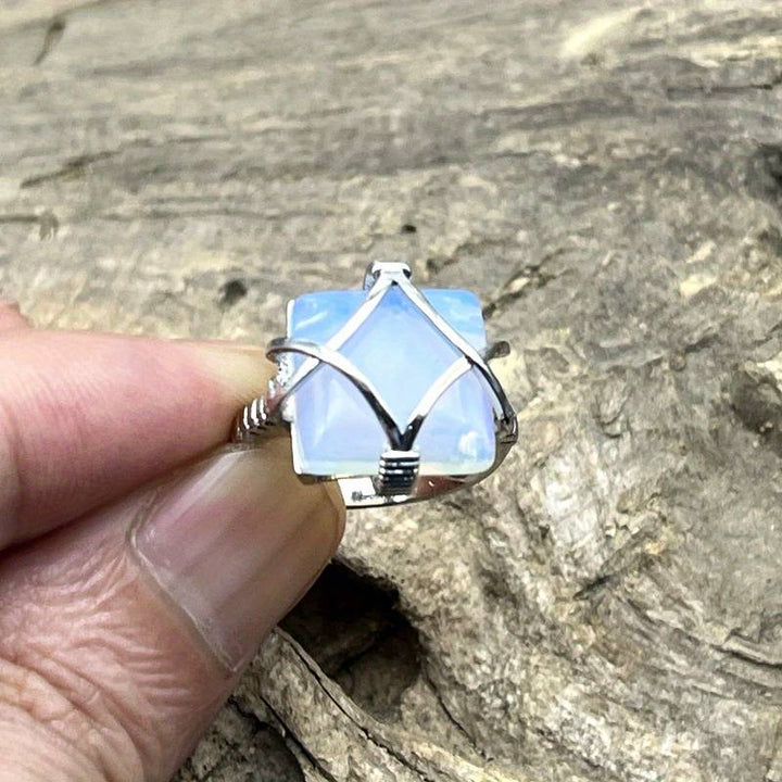Anello di fidanzamento in opalite bianca Olivenorma