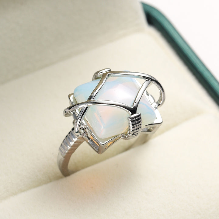 Anello di fidanzamento in opalite bianca Olivenorma
