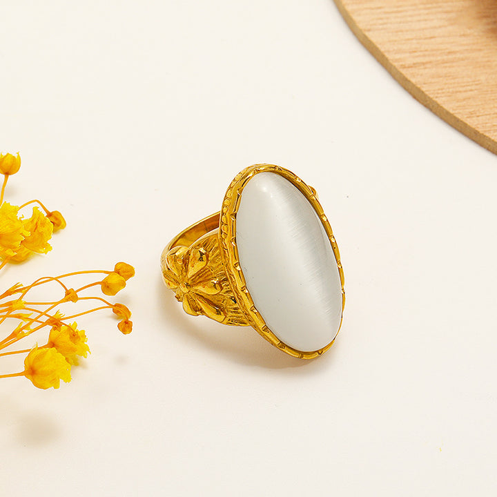 Anello in pietra ovale bianca e verde occhio di gatto Olivenorma