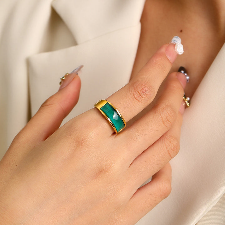 Anello in pietra occhio di gatto verde Olivenorma