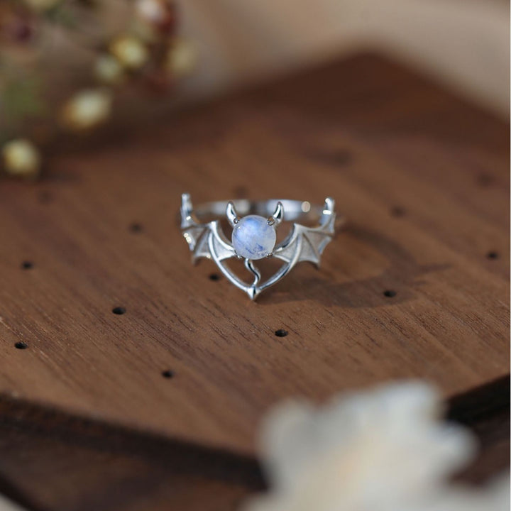 Anello in argento S925 con motivo a pipistrello in pietra di luna Olivenorma