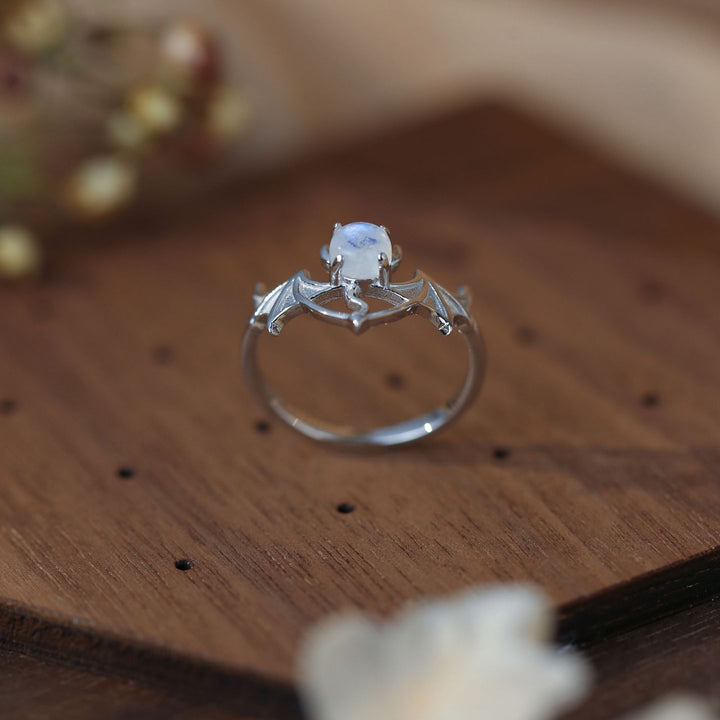 Anello in argento S925 con motivo a pipistrello in pietra di luna Olivenorma