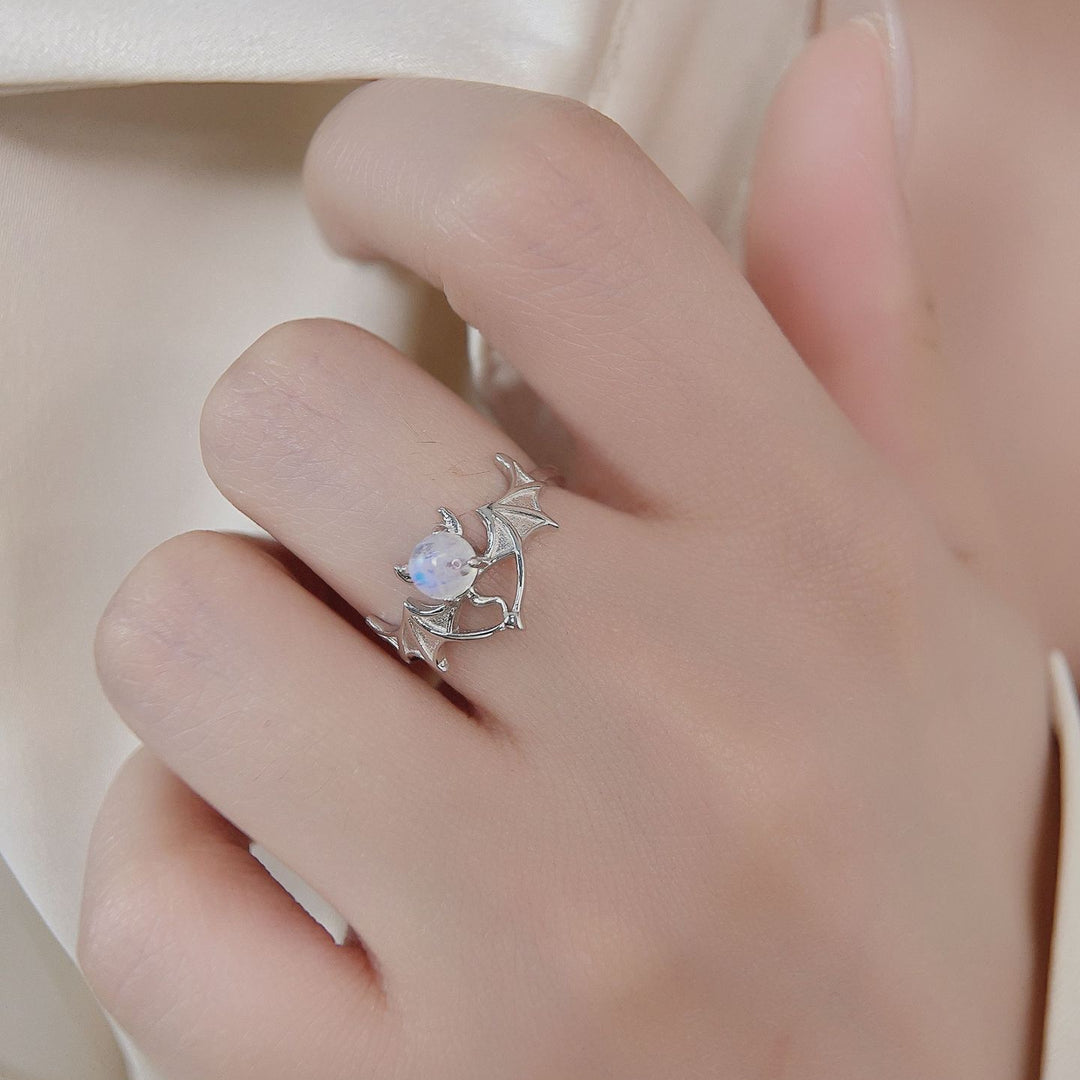 Anello in argento S925 con motivo a pipistrello in pietra di luna Olivenorma