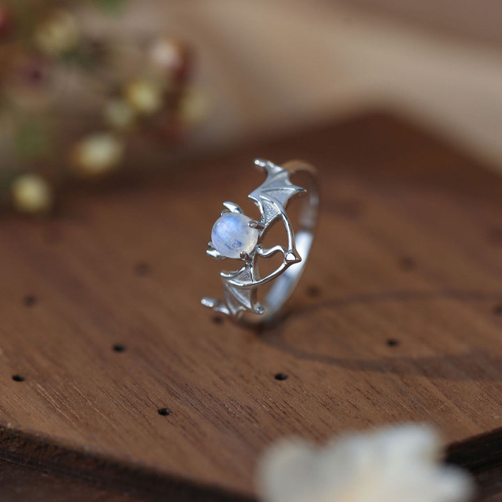 Anello in argento S925 con motivo a pipistrello in pietra di luna Olivenorma