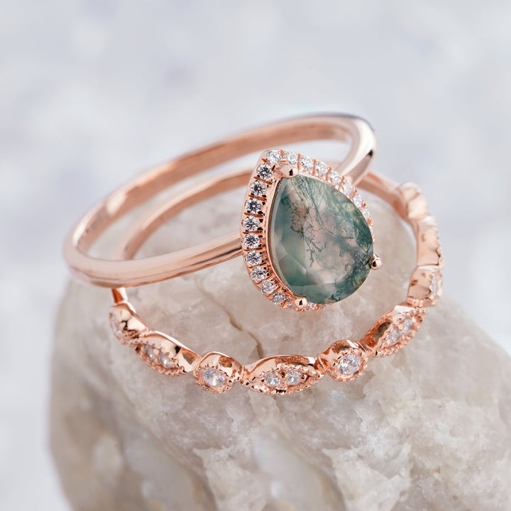 Anello di fidanzamento Olivenorma in agata muschiata taglio a pera