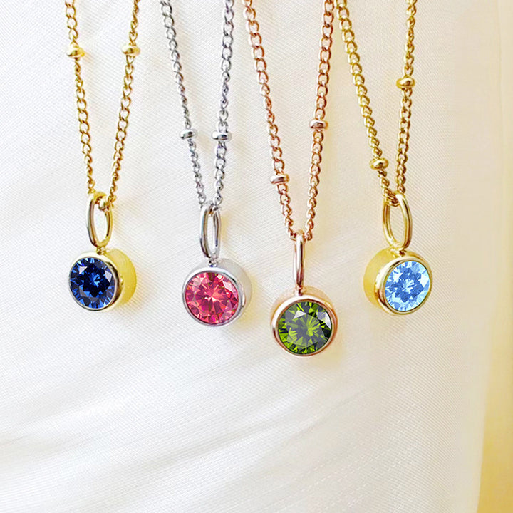 Collana con ciondolo con pietra portafortuna rotonda Olivenorma da 8 mm