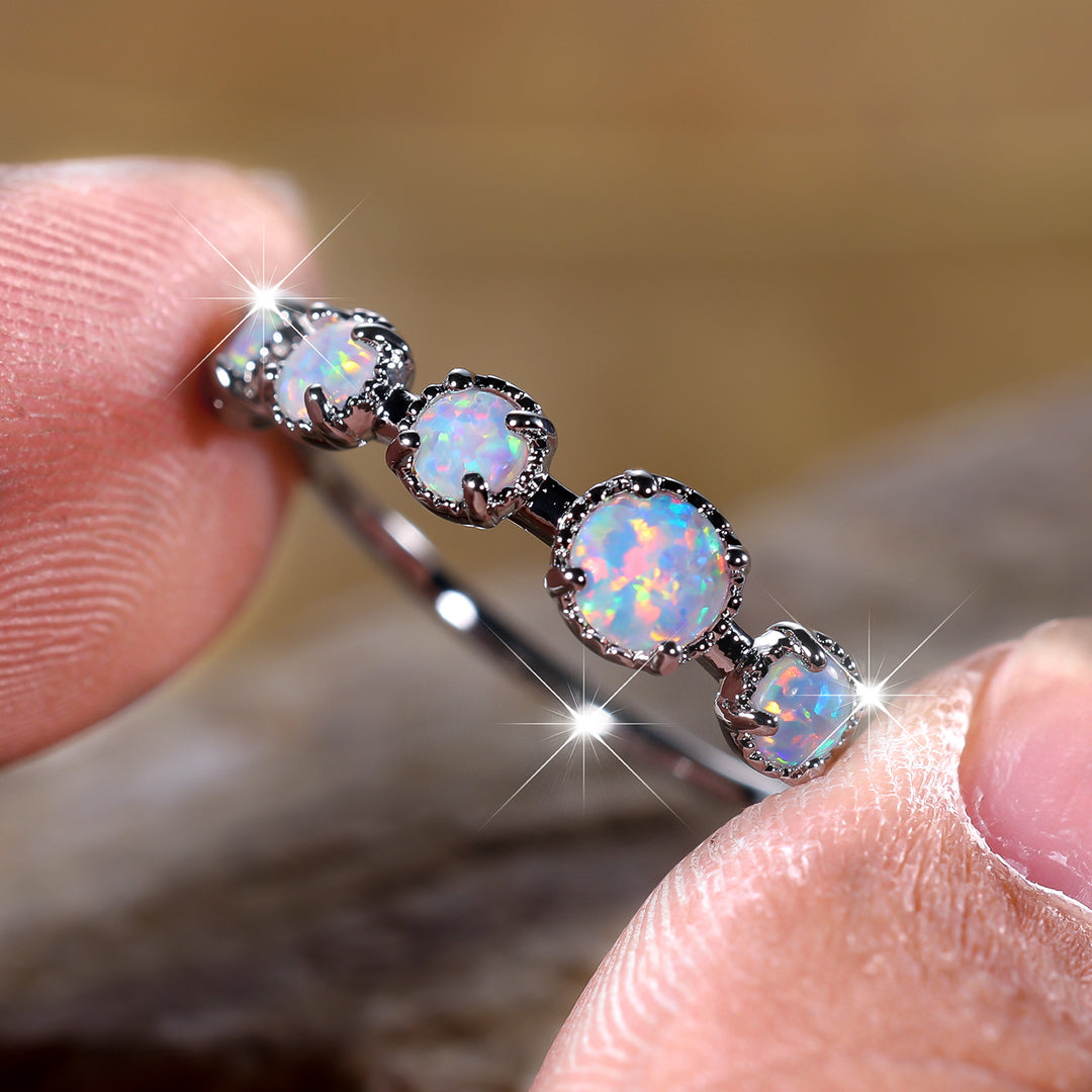Anello Olivenorma Cinque Opali Blu Bianco Semplici Disegni