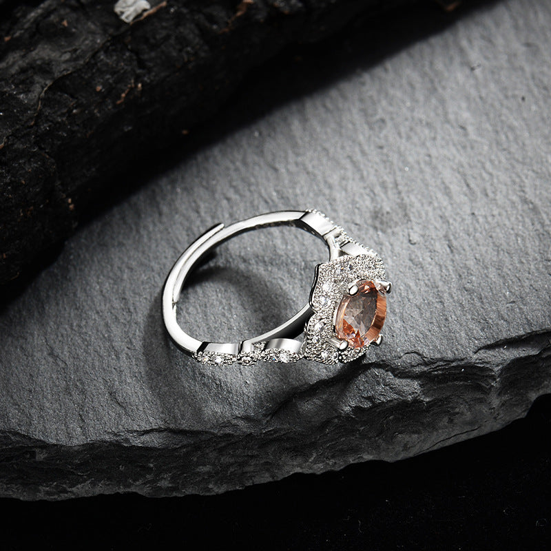 Anello regolabile Olivenorma con pizzo inciso in zircone rosa albicocca