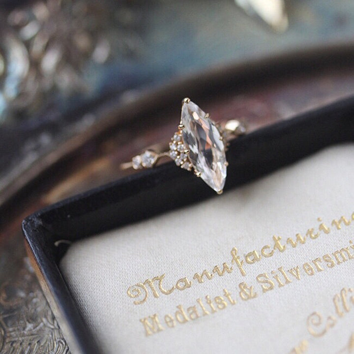Anello di fidanzamento con diamante simulato in zircone bianco Olivenorma