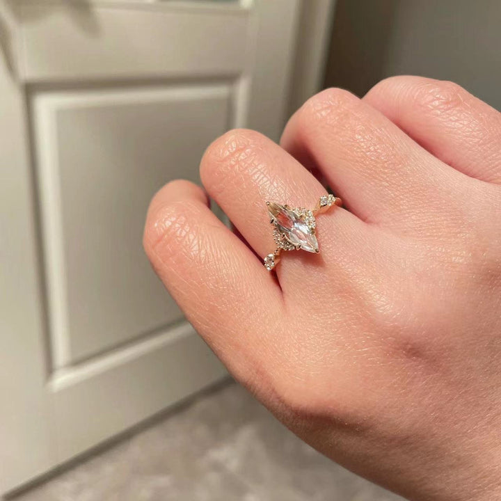 Anello di fidanzamento con diamante simulato in zircone bianco Olivenorma