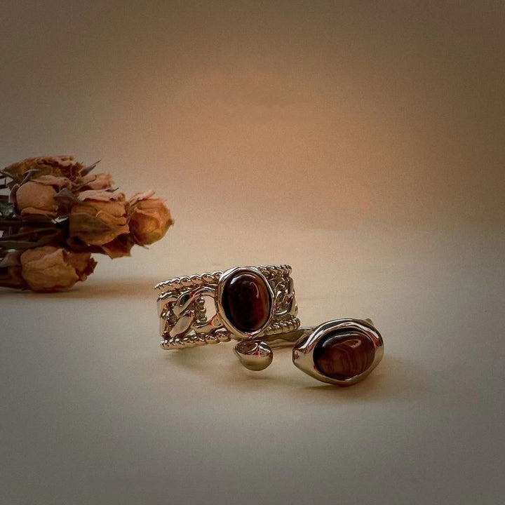 Anello regolabile in rame placcato argento con occhio di tigre Olivenorma