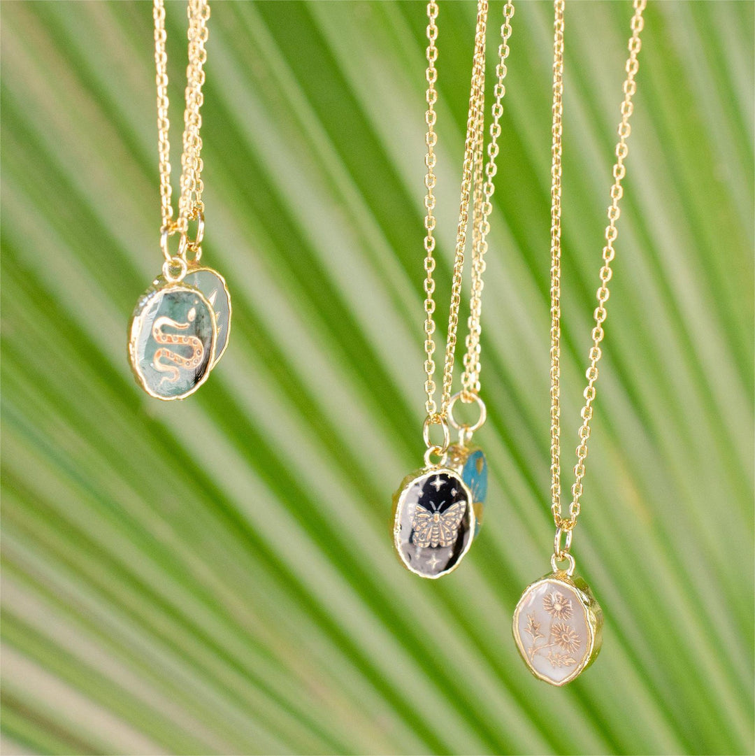 Collana con farfalla, stella e luna in pietra naturale Olivenorma