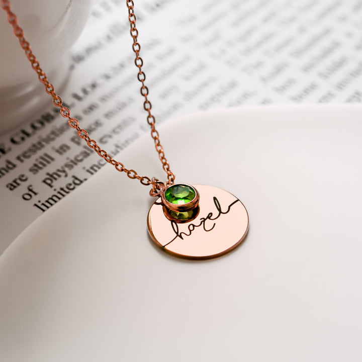Collana rotonda con pietra portafortuna incisa Olivenorma