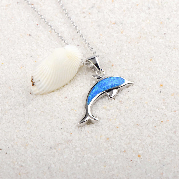 Collana con ciondolo a forma di delfino dell'oceano in blu opale Olivenorma