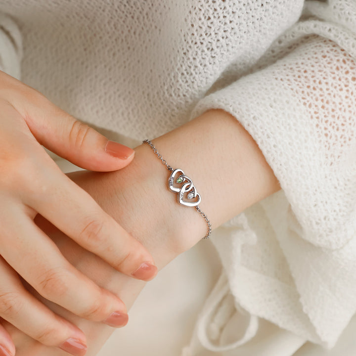 Bracciale Olivenorma con pietra portafortuna incisa a forma di cuore con doppio diamante
