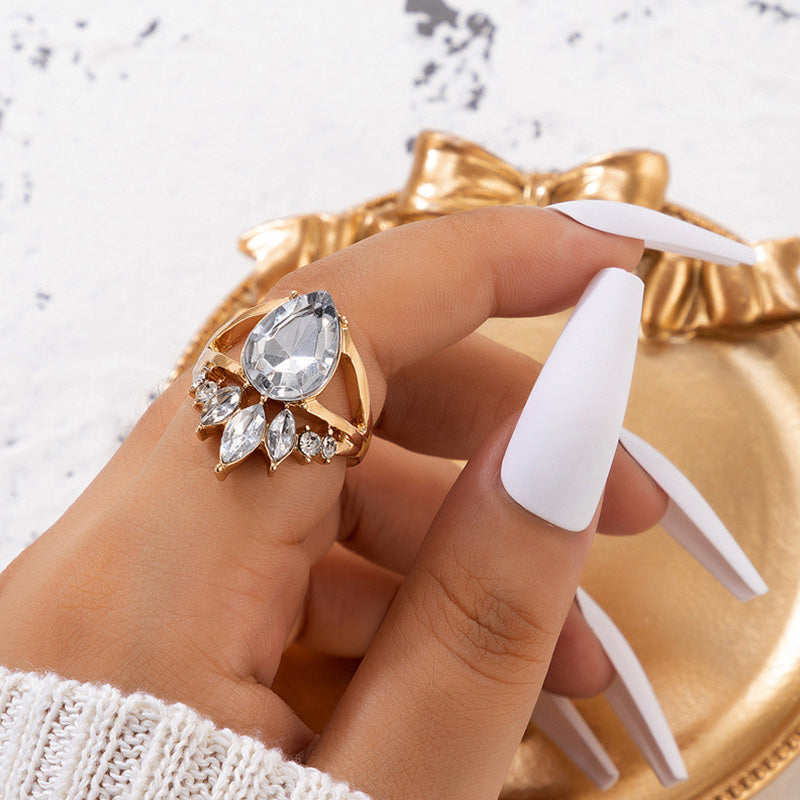 Olivenorma "Natural Beauty" - Elegante anello di zirconia di alta qualità con corona